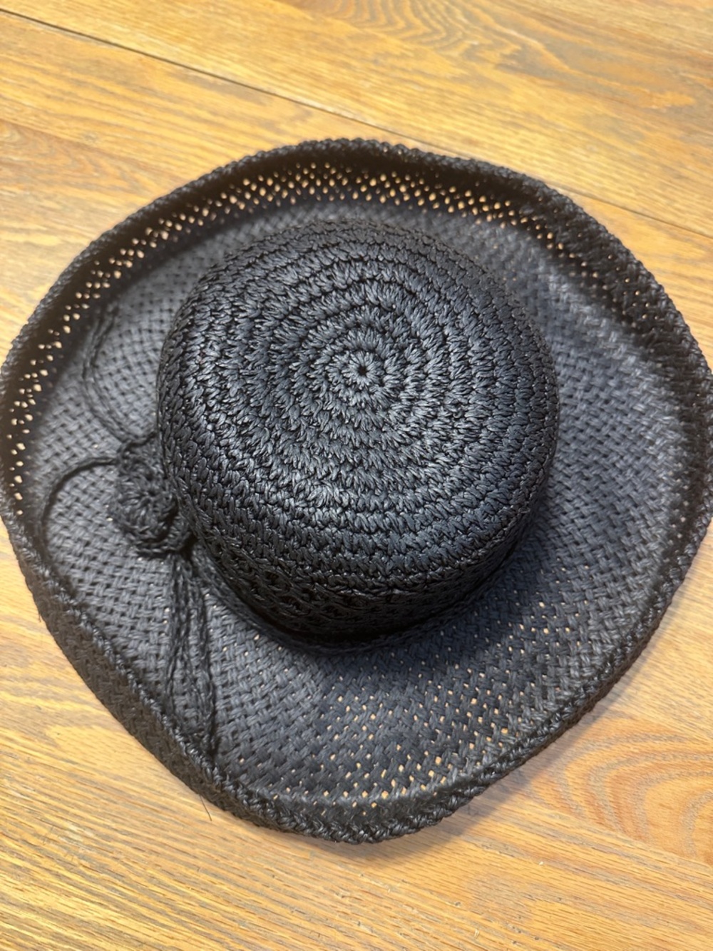 Black Woven Women’s Sun Hat with Decorative Tie